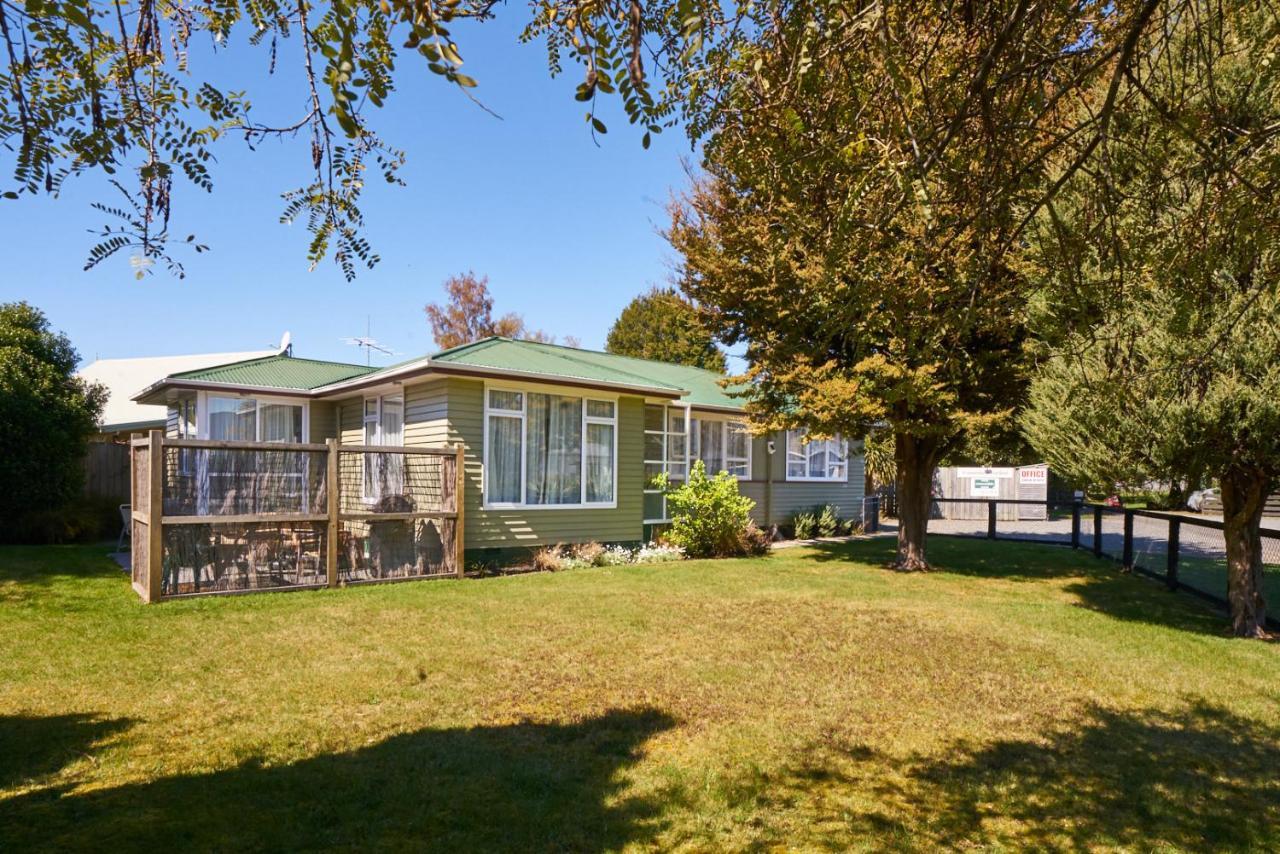 Accommodation Fiordland -The Three Bedroom House At 226A Milford Road Te Anau Dış mekan fotoğraf