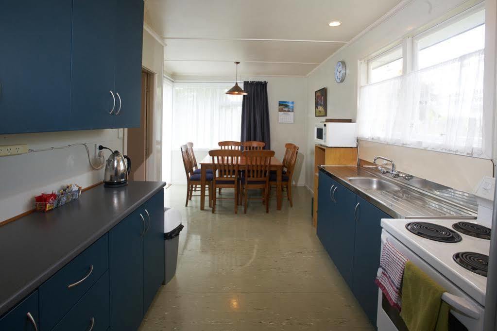 Accommodation Fiordland -The Three Bedroom House At 226A Milford Road Te Anau Dış mekan fotoğraf
