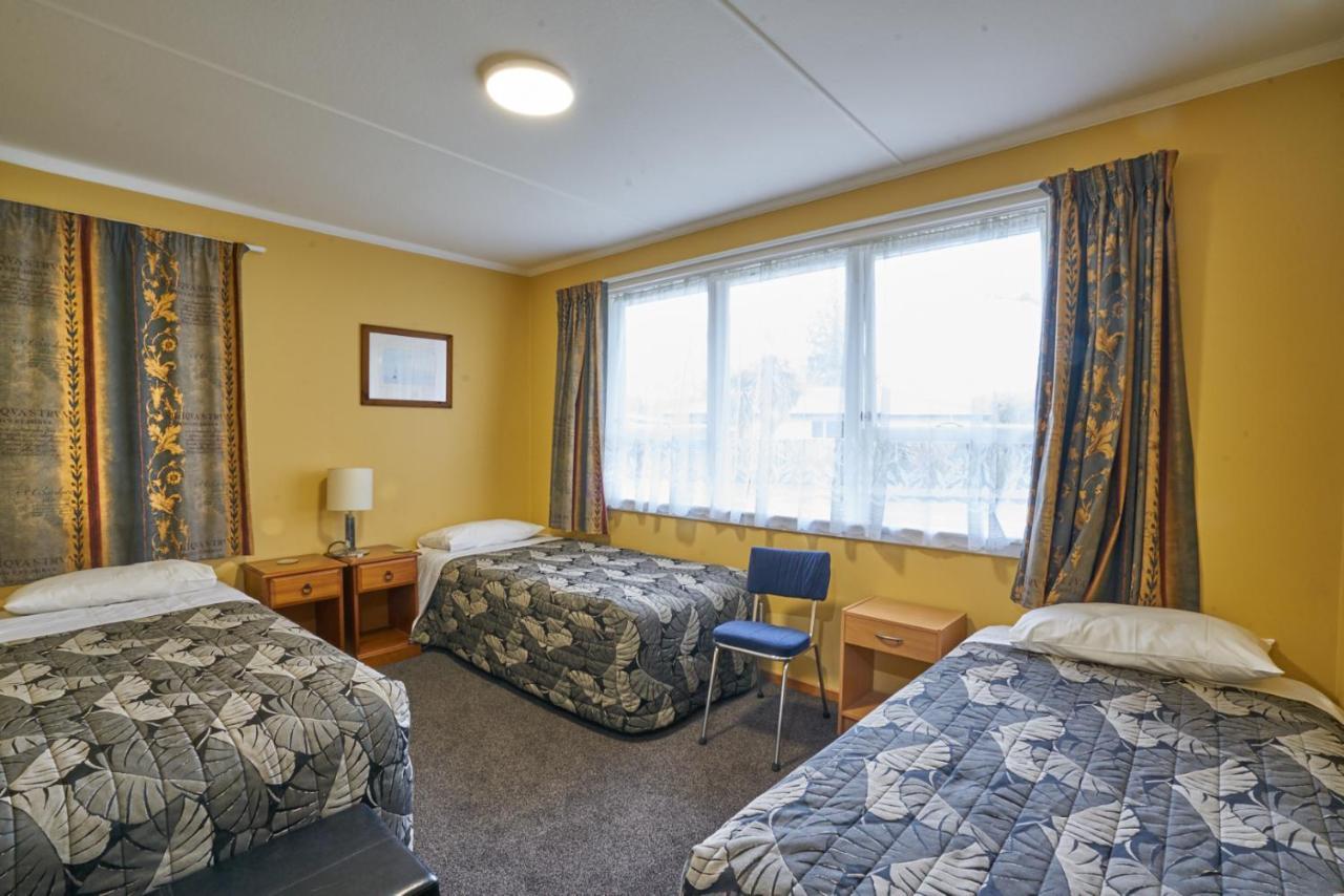 Accommodation Fiordland -The Three Bedroom House At 226A Milford Road Te Anau Dış mekan fotoğraf